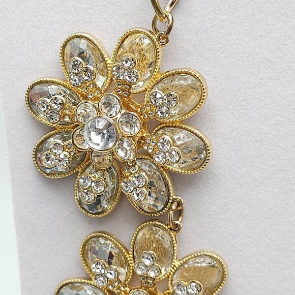 Gold Tone Flower Necklace Matching Crystal Ball Earrings Set - Picture 3 of 7